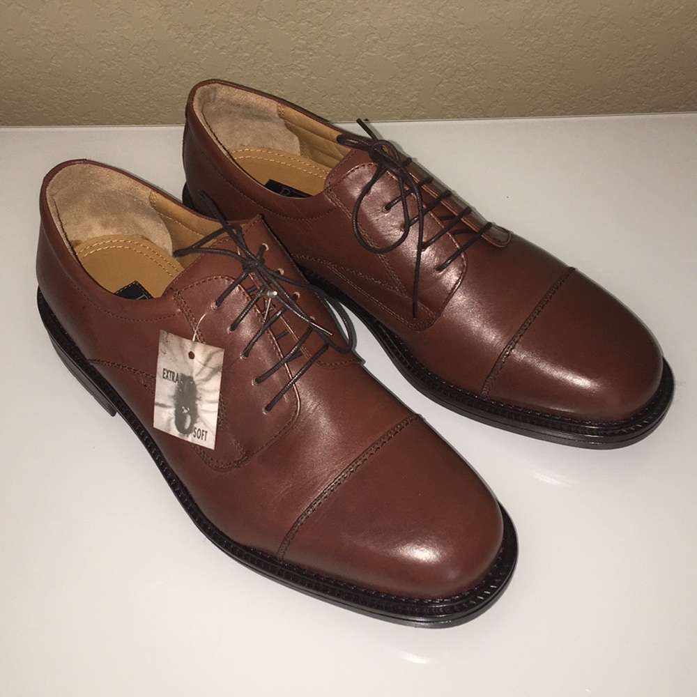 🆕Men’s Leather dress shoes. 13 M